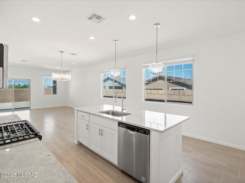 7275 S Gray Jay Drive, Tucson, AZ, 85747 | Card Image