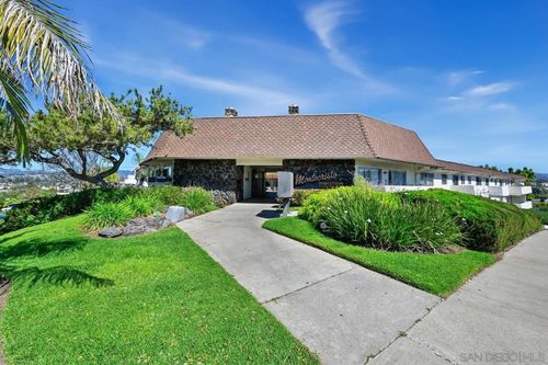 unit-10-806 E 4th Ave, Escondido, CA, 92025-4548 | Card Image