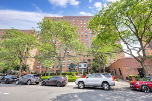 apt-9z-99 63rd Rd, Rego Park, NY, 11374-1905 | Card Image