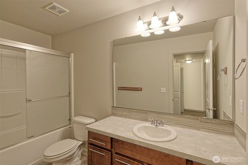 10502 14th Dr Se, Everett, WA, 98208-7214 | Card Image