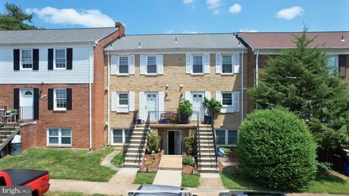 1048 Brixton Ct, STERLING, VA, 20164-5206 | Card Image
