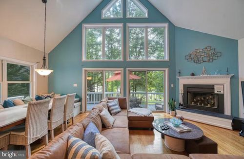 68 Emma Jane Ln, BUMPASS, VA, 23024-4639 | Card Image