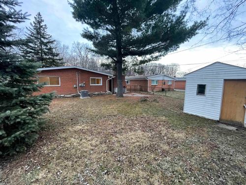 1272 Moulin Ave, Madison Heights, MI, 48071-2609 | Card Image
