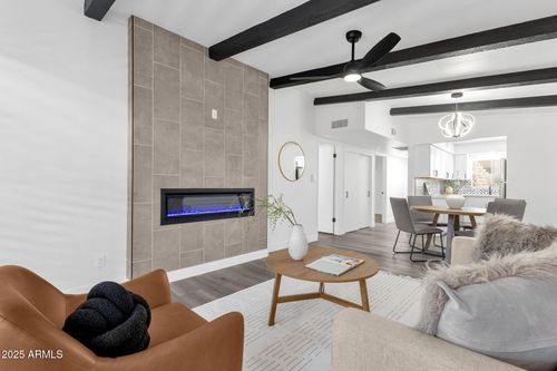 314-3036 N 32nd St, Phoenix, AZ, 85018-6824 | Card Image