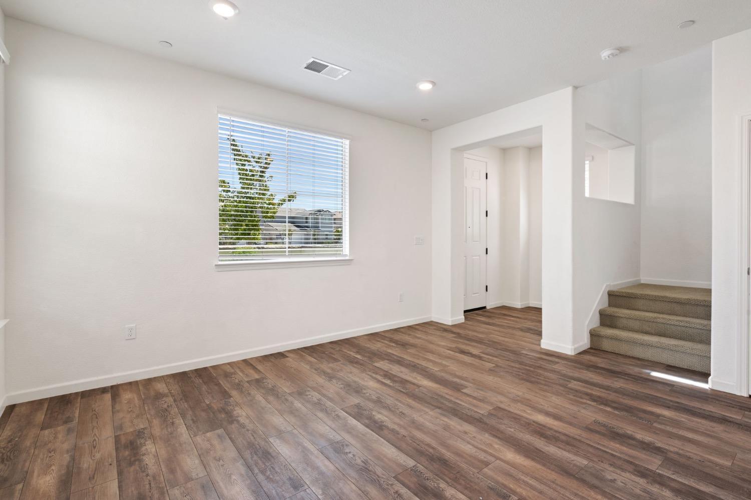 Residential in Roseville 4