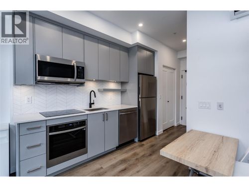 307-1274 Devonshire Ave, Kelowna, BC, V1Y0M7 | Card Image