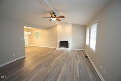 8009 Boxer PlaceB | Image 2