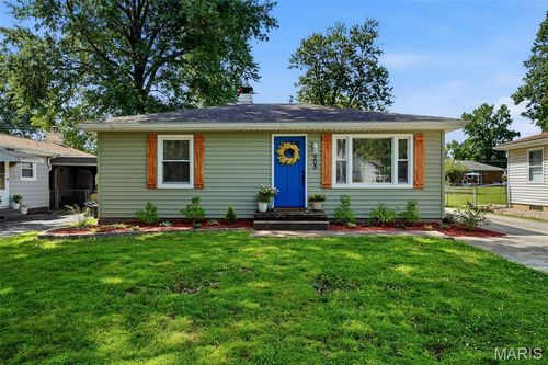 508 Hadley Ave, Edwardsville, IL, 62025-2507 | Card Image