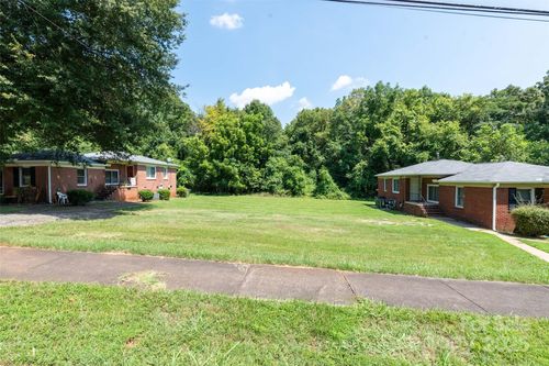 3108 Capitol Dr, Charlotte, NC, 28208-5812 | Card Image