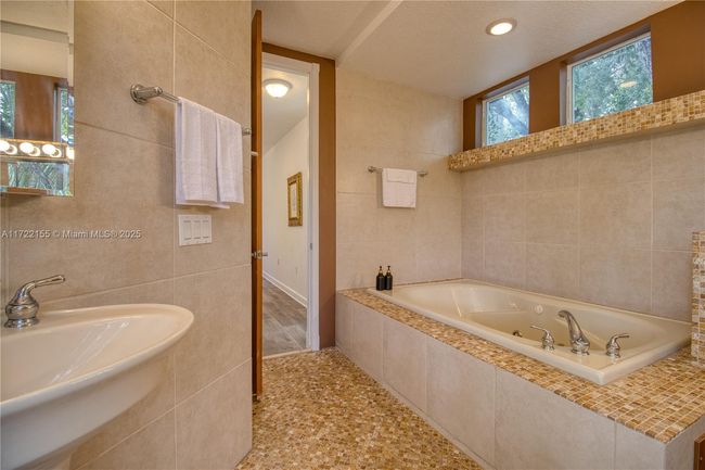 2200 Lincoln Ave, House other with 3 bedrooms, 3 bathrooms and null parking in Coconut Grove FL | Image 15