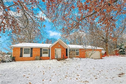 515 Oneida Ave Nw, Canton, OH, 44708-3467 | Card Image