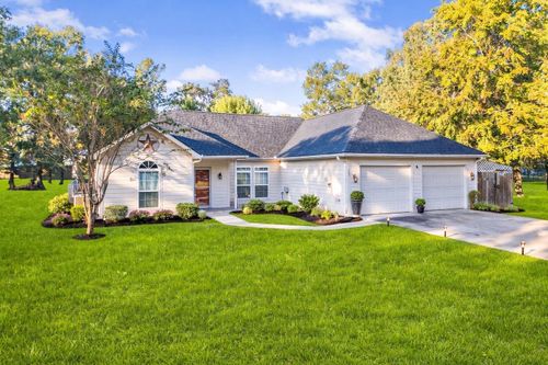 285 Lariat Ln, Livingston, TX, 77351-2166 | Card Image