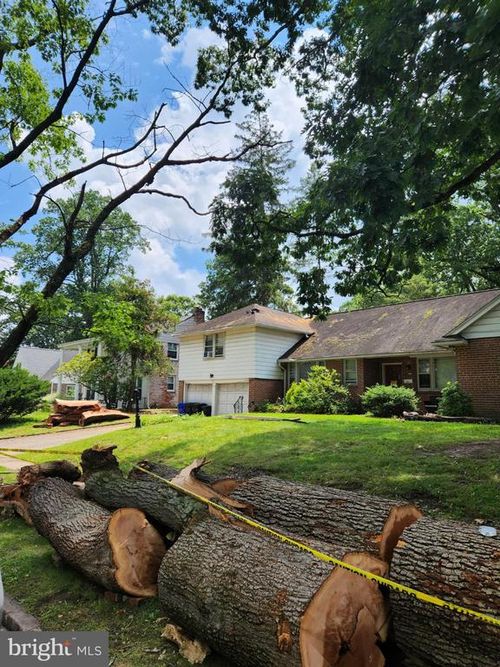 7906 Chandler Rd, GLENSIDE, PA, 19038-7203 | Card Image