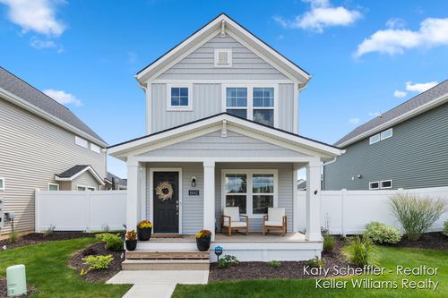 6642 Promenade St Ne, Rockford, MI, 49341-8849 | Card Image