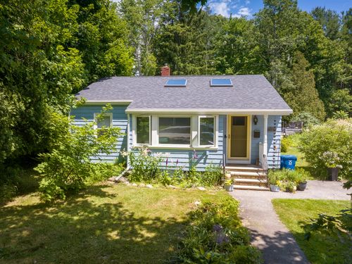 1627 Washington Ave, Portland, ME, 04103-2044 | Card Image