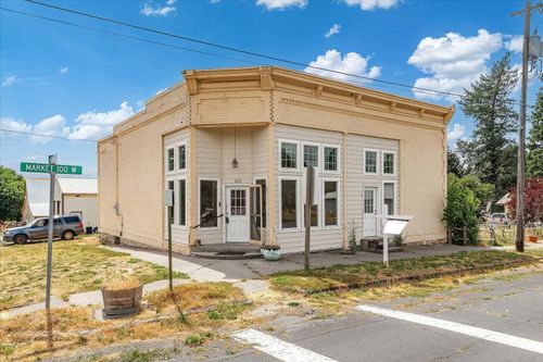 103 W Market St, Latah, WA, 99018-9500 | Card Image