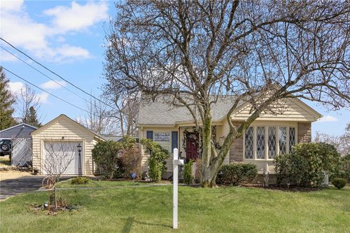98 Homewood Ave, North Providence, RI, 02911-3223 | Card Image