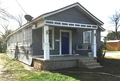 510 N Ellis St, Groesbeck, TX, 76642-1315 | Card Image