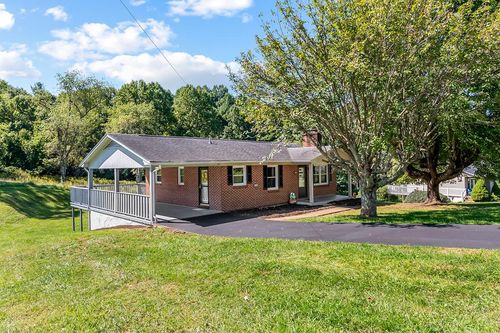 111 Water Wheel Rd, Galax, VA, 24333-1613 | Card Image
