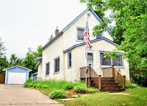 1015 Grove St, Brainerd, MN, 56401-2626 | Card Image
