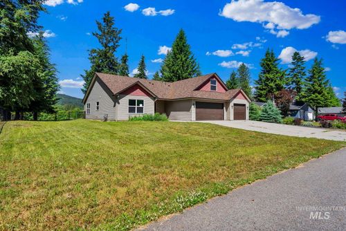 31229 N 10th Ave, Spirit Lake, ID, 83869-9491 | Card Image