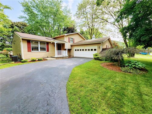 508 Countess Dr, West Henrietta, NY, 14586-9509 | Card Image