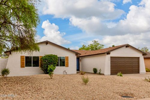 10705 E Mercer Ln, Scottsdale, AZ, 85259-3847 | Card Image