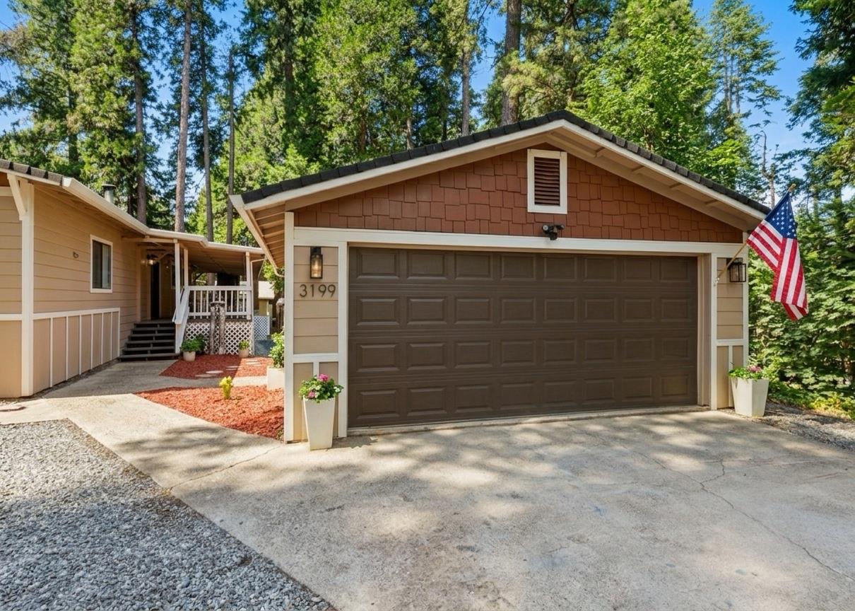 Residential in Pollock Pines