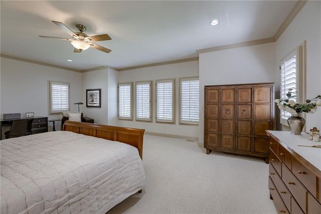 9717 Overbrook Rd, House other with 5 bedrooms, 5 bathrooms and null parking in Leawood KS | Image 16