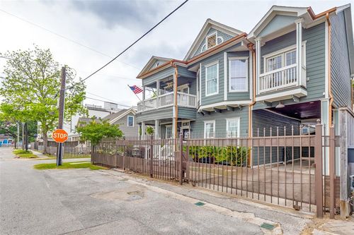 1220 Bingham St, Houston, TX, 77007-4214 | Card Image