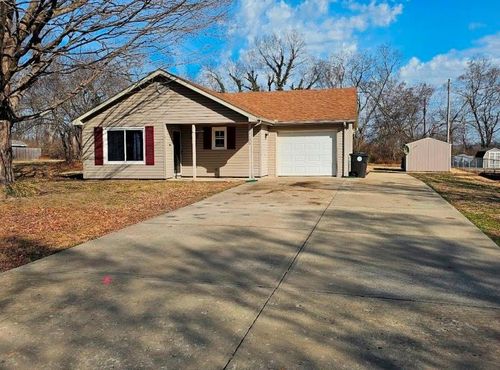 17129 Cerrito Dr, Belton, MO, 64012-2815 | Card Image