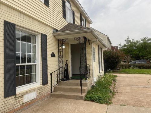 2215 Dorrington St, Houston, TX, 77030-3209 | Card Image