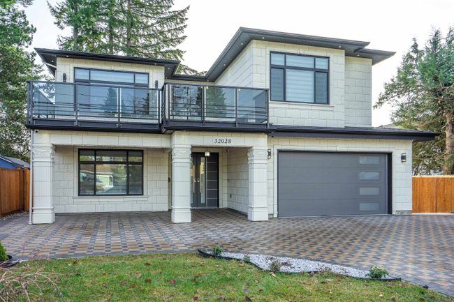 32028 Scott Avenue, House other with 7 bedrooms, 5 bathrooms and 10 parking in Mission BC | Image 4