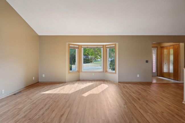 Light filled living room | Image 5