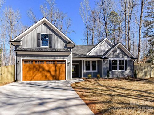 185 Flat Stone Dr, Clover, SC, 29710-9670 | Card Image