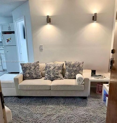 405-5055 Nw 7th St, Miami, FL, 33126-3430 | Card Image