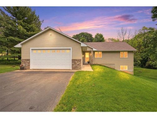 N8824 1047th St, RIVER FALLS, WI, 54022-4612 | Card Image