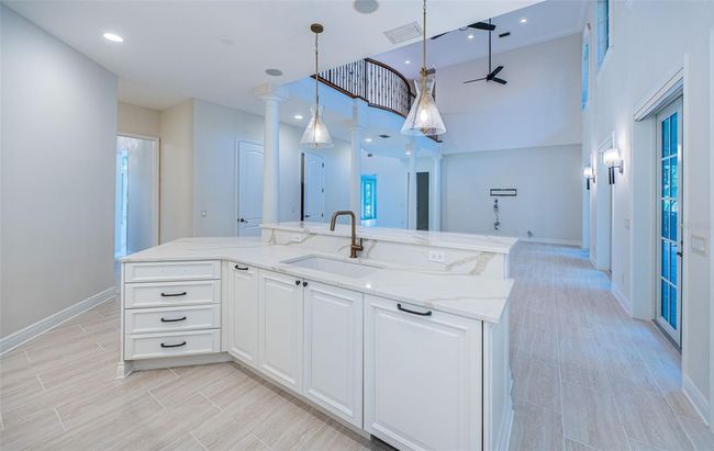 147 Bay Point Dr Ne, House other with 4 bedrooms, 4 bathrooms and null parking in St Petersburg FL | Image 25
