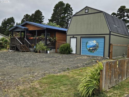 900 Railroad Ave, Lakeside, OR, 97449-9704 | Card Image