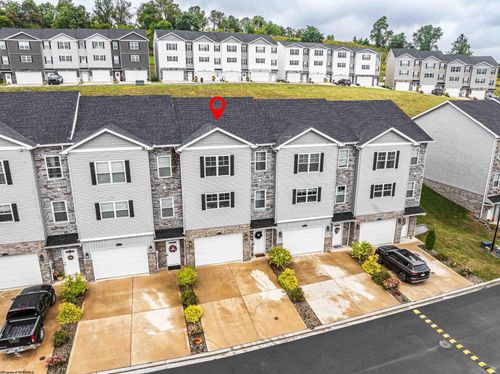 2020 Mountain Ash Ln, Morgantown, WV, 26501-1135 | Card Image