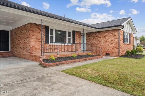 5505 Dodge Dr, Fayetteville, NC, 28303-2713 | Card Image