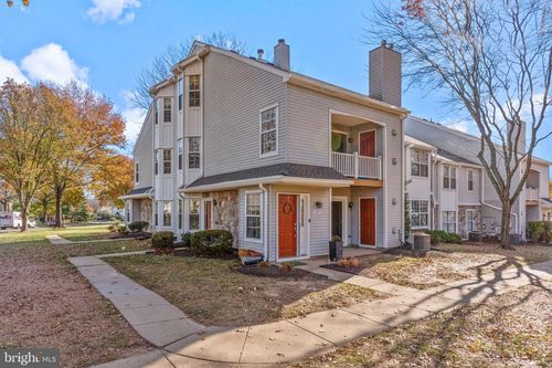 105 Hopkins Ct, SOUTHAMPTON, PA, 18966-5100 | Card Image