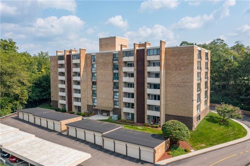 205-55 Highland Rd, Bethel Park, PA, 15102-1859 | Card Image