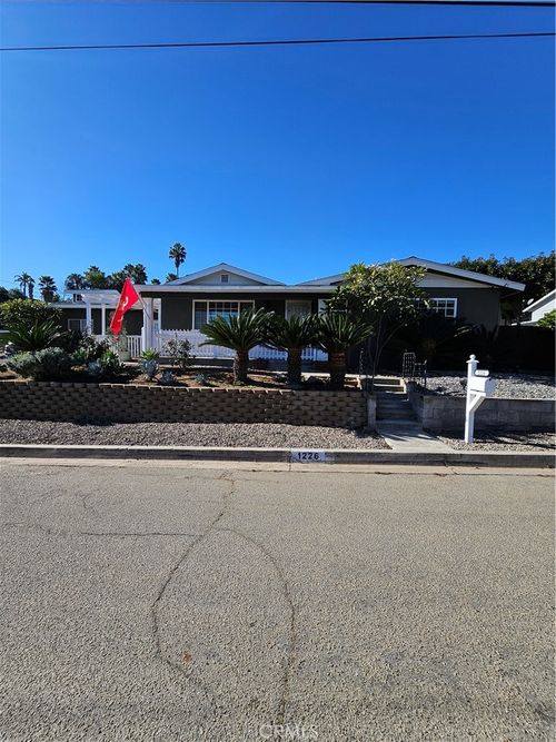 1226 Calvin Ln, Escondido, CA, 92025-5523 | Card Image