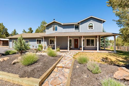 70325 Club Rd, Sisters, OR, 97759-9866 | Card Image