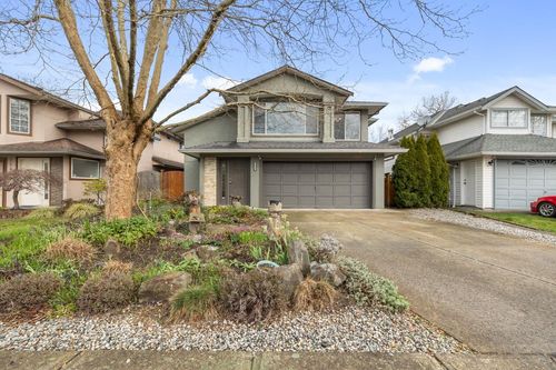 22040 Cochrane Drive, House other with 5 bedrooms, 3 bathrooms and 4 parking in Richmond BC | Card Image