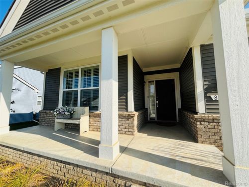 8215 Carston Dr, Brighton, MI, 48116-6803 | Card Image