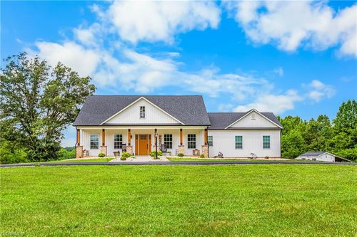 1299 Volunteer Rd, Pinnacle, NC, 27043-8101 | Card Image