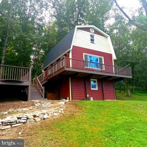 22 Presley Ln, KEARNEYSVILLE, WV, 25430-9338 | Card Image
