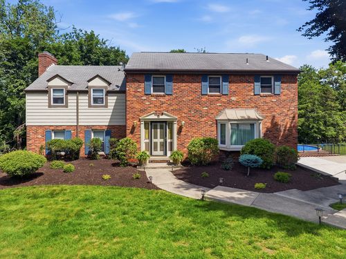102 Lansdale Court, Ross Twp, PA, 15237 | Card Image